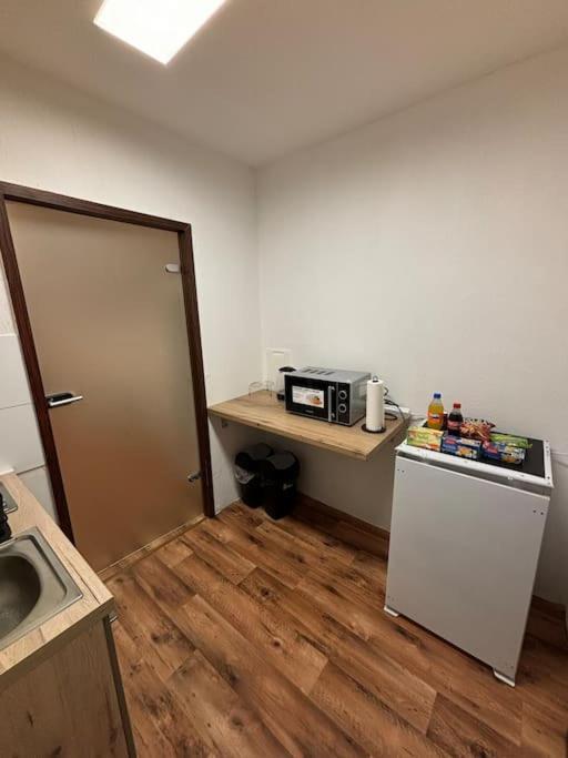 Gemuetliche Wohnung Mit Balkon Saarbrucken Bagian luar foto